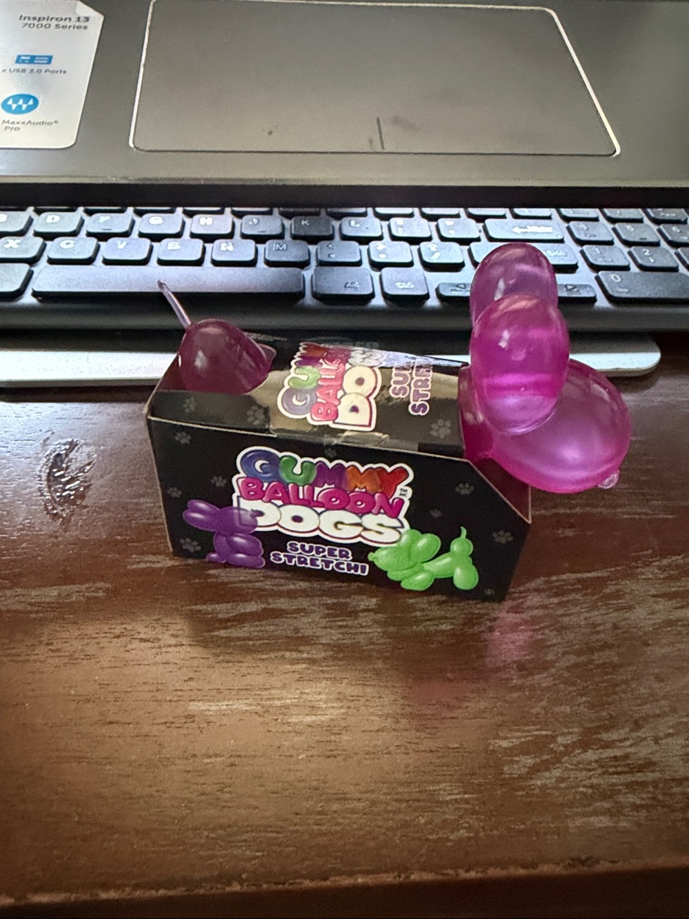 Incredible Novelties. Gummy balloon dog Super Stretchy Kids Toy - pink